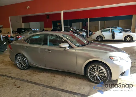 2016 Lexus Is 300 z USA, uszkodzony, nr VIN JTHCM1D28G5005753